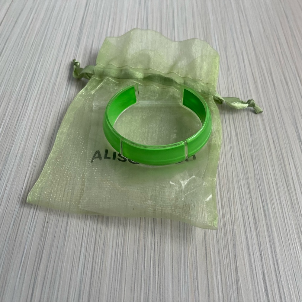 Plastic Bracelet - image 5
